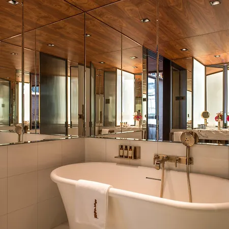 Brach - Evok Collection Hotel