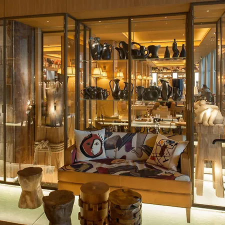 Otel Brach - Evok Collection