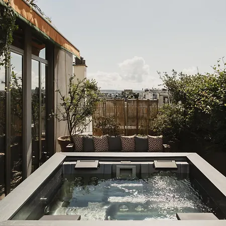 Brach - Evok Collection