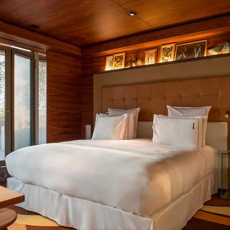 Brach - Evok Collection